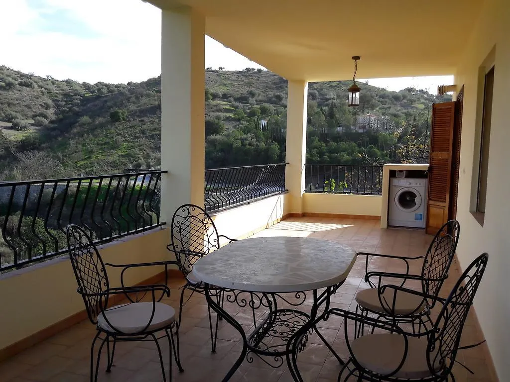 Apartamentos Vista La Maroma Viñuela İspanya
